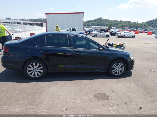 45628265 :رقم المزاد ، 3VW2B7AJ2JM257398 vin ، 2018 Volkswagen Jetta 1.4t S مزاد بيع