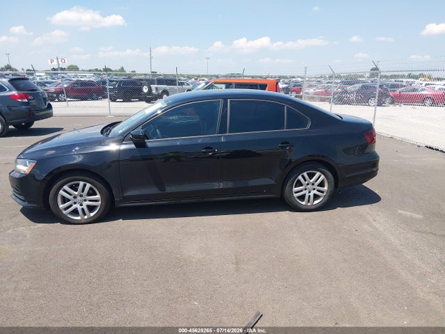 45628265 :رقم المزاد ، 3VW2B7AJ2JM257398 vin ، 2018 Volkswagen Jetta 1.4t S مزاد بيع