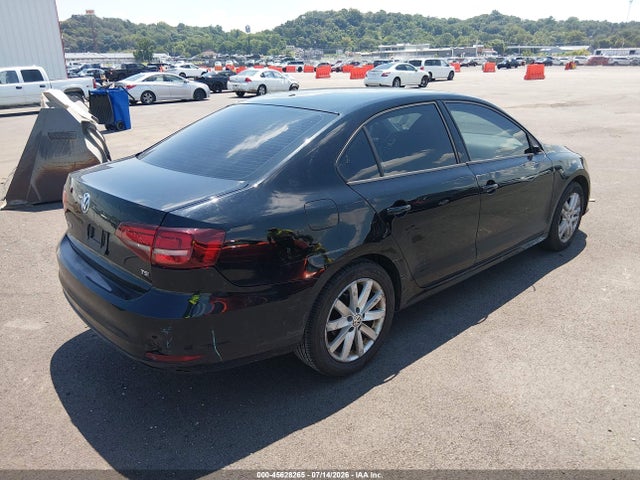 45628265 :رقم المزاد ، 3VW2B7AJ2JM257398 vin ، 2018 Volkswagen Jetta 1.4t S مزاد بيع
