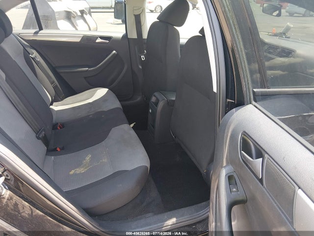 45628265 :رقم المزاد ، 3VW2B7AJ2JM257398 vin ، 2018 Volkswagen Jetta 1.4t S مزاد بيع