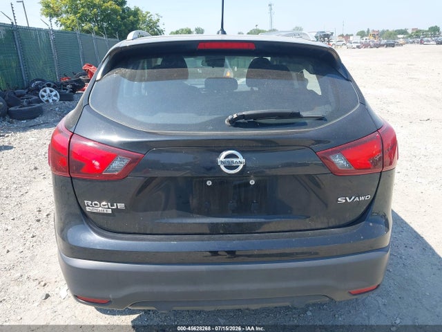 JN1BJ1CR7JW252769 Nissan Rogue Sport Sv