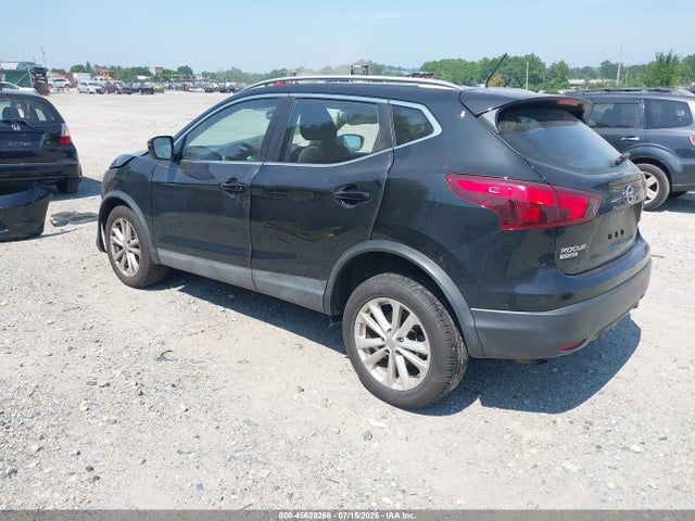 JN1BJ1CR7JW252769 Nissan Rogue Sport Sv