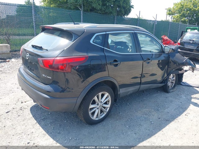 JN1BJ1CR7JW252769 Nissan Rogue Sport Sv