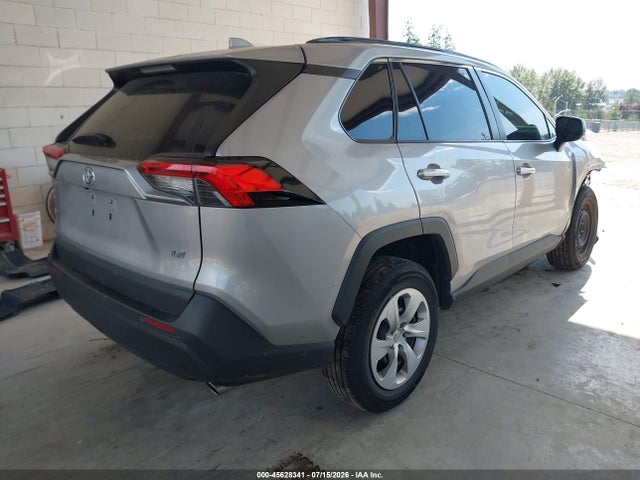 Toyota RAV4 LE 2021 2T3H1RFV3MC154258 Image 4