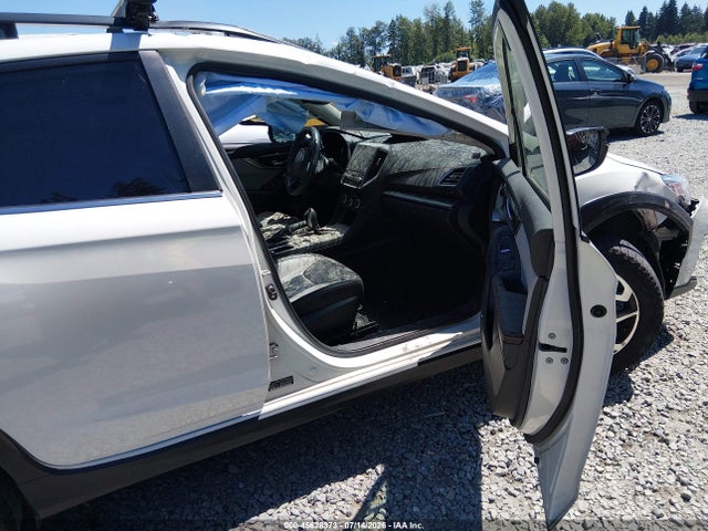 JF2GTANC2L8228748 Subaru Crosstrek Limited