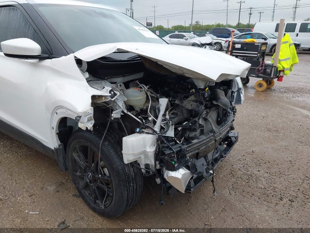 Продажа на аукционе авто 2023 Nissan Kicks Sv Xtronic Cvt, vin: 3N1CP5CV8PL564363, номер лота: 45628392