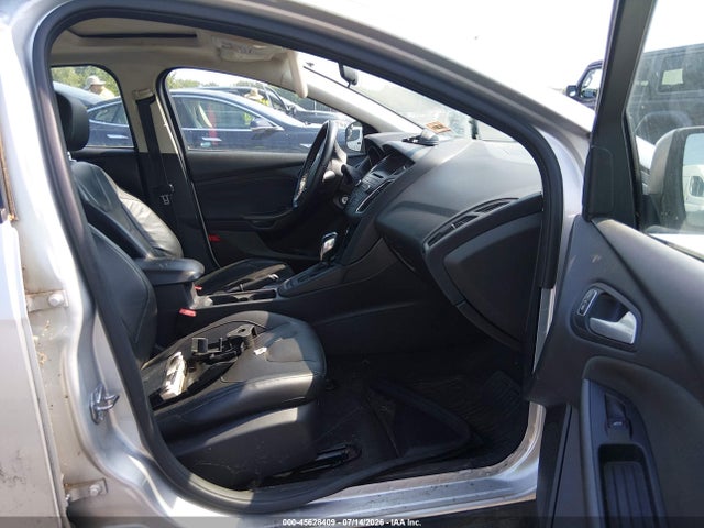 Ford FOCUS SE 2015 1FADP3F24FL267209 Image 5