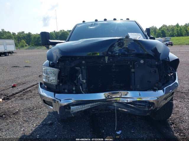 45628414 :رقم المزاد ، 3C7WRSAL5HG580361 vin ، 2017 Ram 3500 Chassis Tradesman/slt مزاد بيع