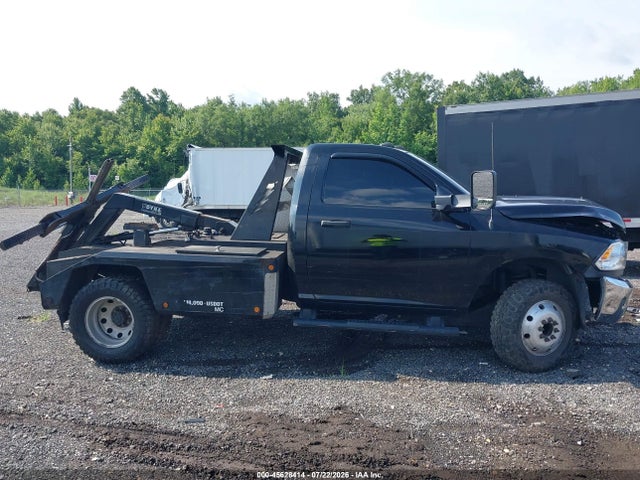 45628414 :رقم المزاد ، 3C7WRSAL5HG580361 vin ، 2017 Ram 3500 Chassis Tradesman/slt مزاد بيع