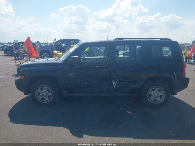2010 Jeep Patriot Sport მანქანა იყიდება აუქციონზე, vin: 1J4NT2GB3AD589811, აუქციონის ნომერი: 45628415