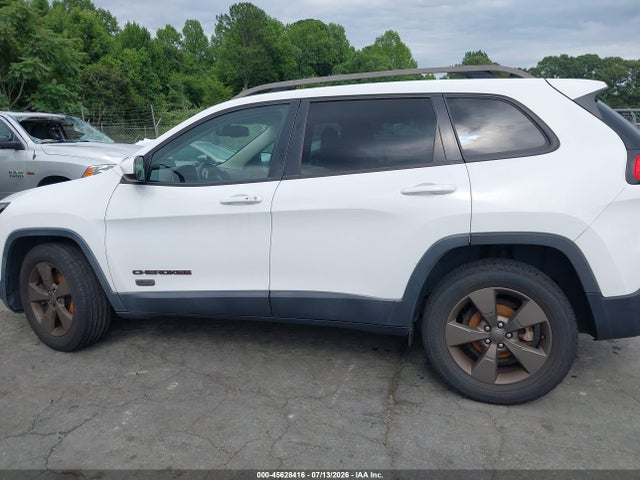 Aukcja sprzedaży 2017 Jeep Cherokee 75th Anniversary Edition, vin: 1C4PJLCBXHW571854, numer aukcji: 45628416