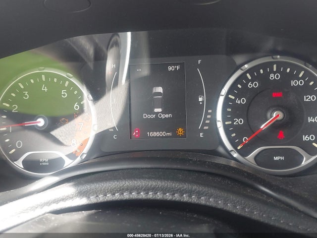 ZACCJABH9FPB83887 Jeep Renegade Latitude