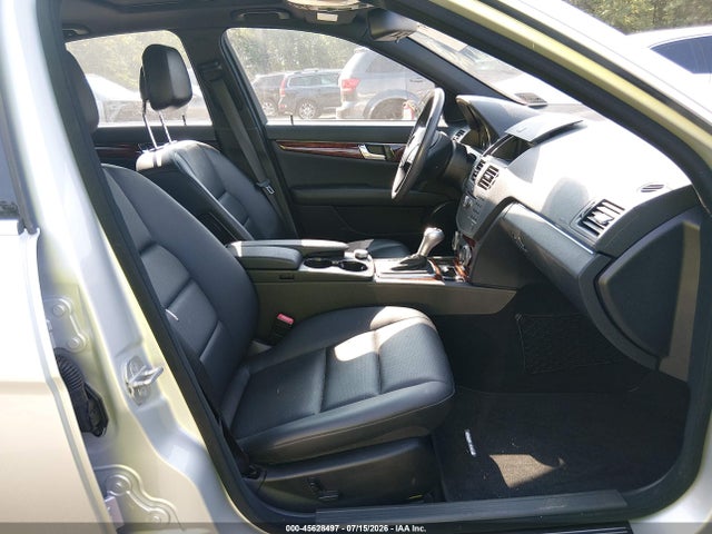 Продажа на аукционе авто 2010 Mercedes-benz C 300 Luxury/sport, vin: WDDGF5EB6AA392326, номер лота: 45628497