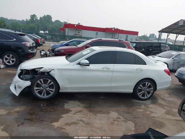 45628527 :رقم المزاد ، WDDWF8EB0KR512878 vin ، 2019 Mercedes-benz C 300 4matic مزاد بيع