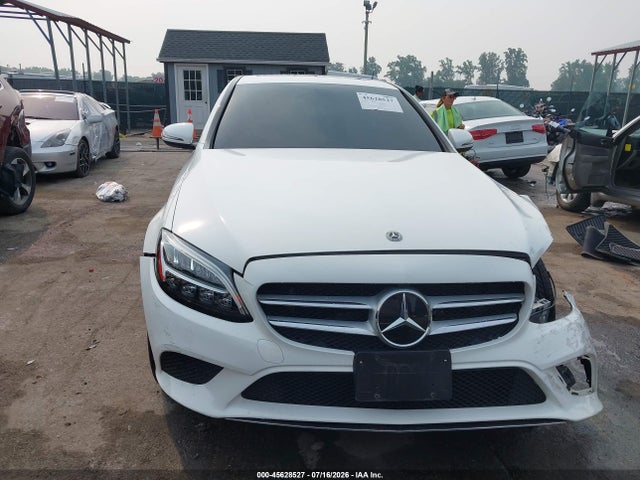 45628527 :رقم المزاد ، WDDWF8EB0KR512878 vin ، 2019 Mercedes-benz C 300 4matic مزاد بيع