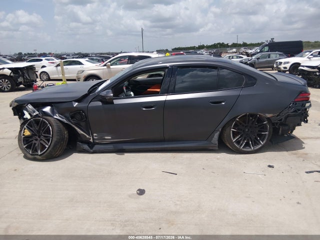 WBS83FK00TCV72241 BMW M5
