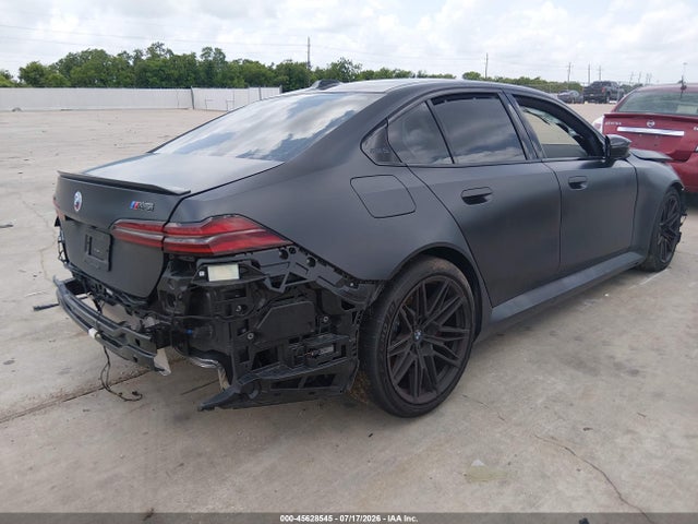WBS83FK00TCV72241 BMW M5