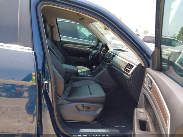 2019 Volkswagen Atlas 3.6l V6 Sel R-line მანქანა იყიდება აუქციონზე, vin: 1V2SR2CA0KC603500, აუქციონის ნომერი: 45628599
