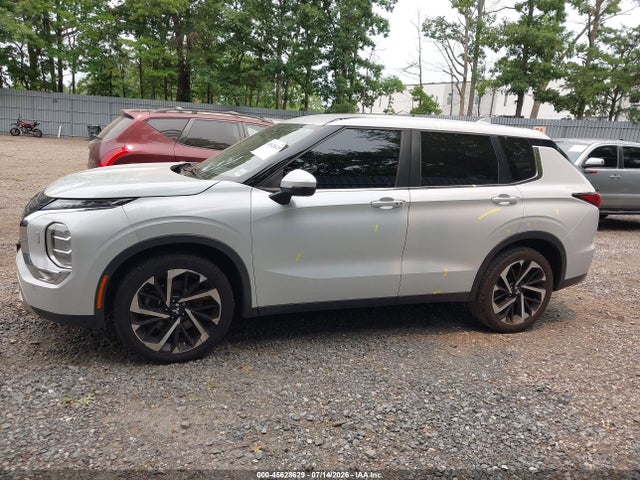 Продаж на аукціоні авто 2022 Mitsubishi Outlander, vin: JA4J4UA87NZ032171, номер лоту: 45628629