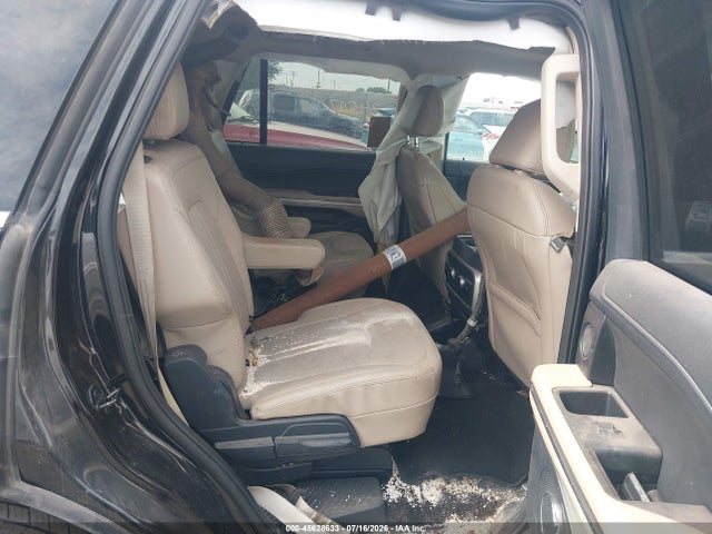 Ford Expedition Limited 2023 1FMJU2A88PEA07280 Image 8