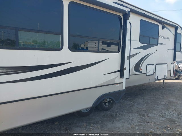 45628648 :رقم المزاد ، 4YDFCGS22N2501067 vin ، 2022 Keystone Cougar مزاد بيع