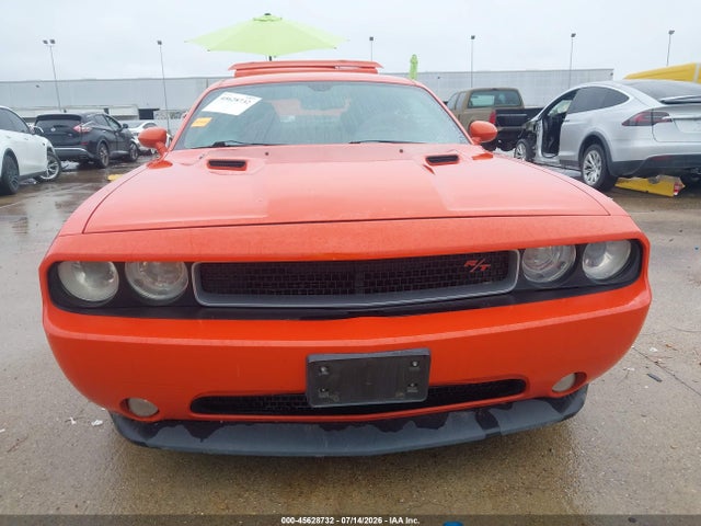 45628732 :رقم المزاد ، 2C3CDYBT7DH733496 vin ، 2013 Dodge Challenger R/t Classic مزاد بيع