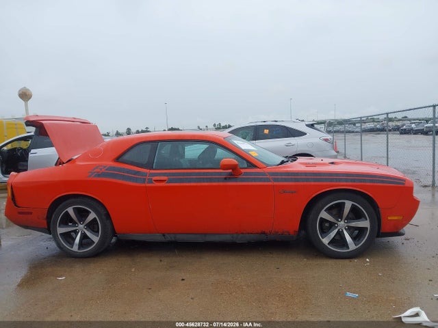 45628732 :رقم المزاد ، 2C3CDYBT7DH733496 vin ، 2013 Dodge Challenger R/t Classic مزاد بيع