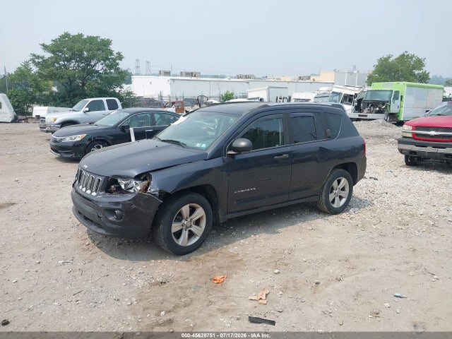 Jeep Compass Sport 2014 1C4NJDBB4ED731037 Image 2