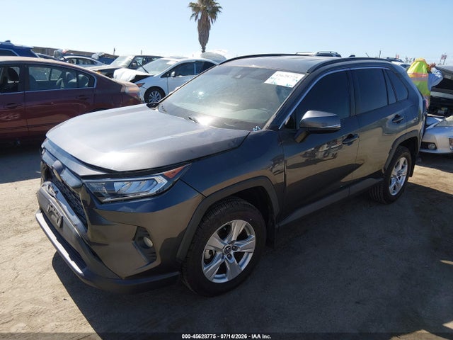 Toyota Rav4 Xle 2020 2T3W1RFV1LW078432 Image 2