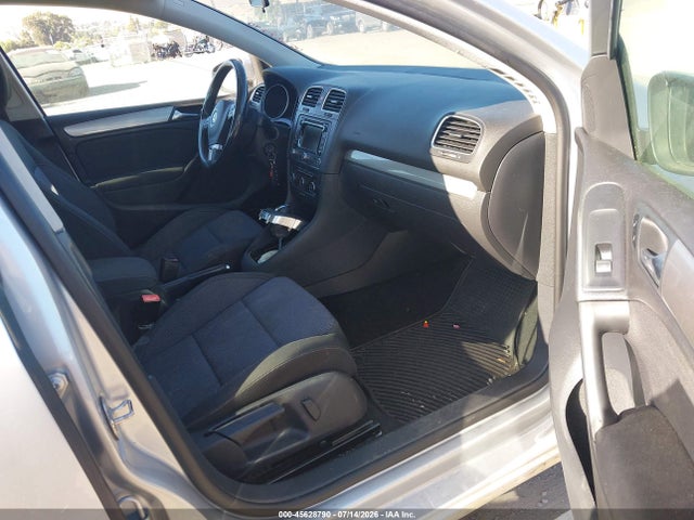 45628790 :رقم المزاد ، WVWDM7AJ3DW131688 vin ، 2013 Volkswagen Golf 2.0l Tdi 4-door مزاد بيع