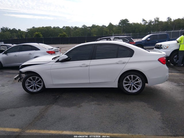 Продаж на аукціоні авто 2016 Bmw 320i Xdrive, vin: WBA8A3C55GK688713, номер лоту: 45628795
