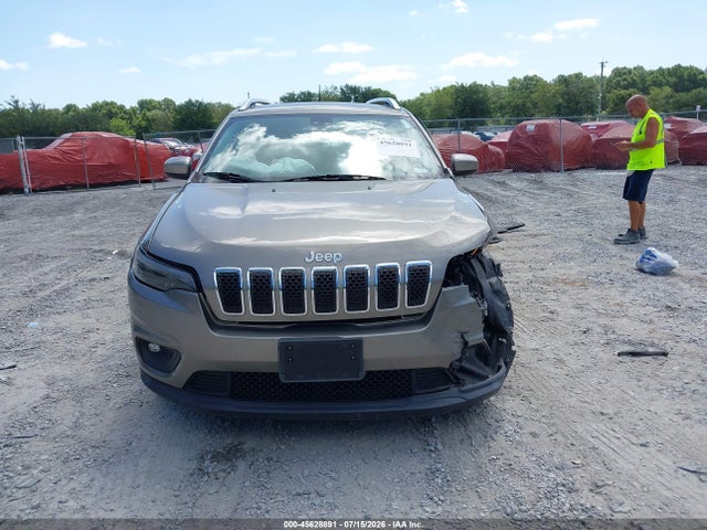 45628891 :رقم المزاد ، 1C4PJLCB3KD396107 vin ، 2019 Jeep Cherokee Latitude Fwd مزاد بيع