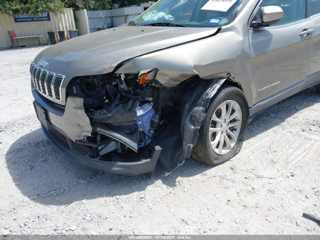 45628891 :رقم المزاد ، 1C4PJLCB3KD396107 vin ، 2019 Jeep Cherokee Latitude Fwd مزاد بيع