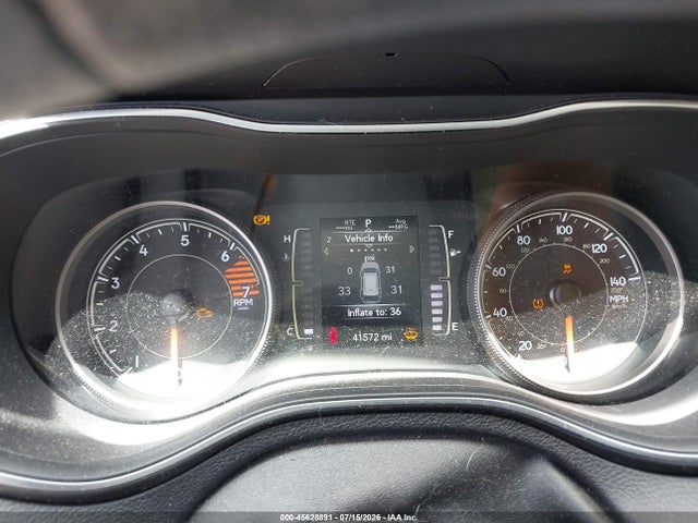 45628891 :رقم المزاد ، 1C4PJLCB3KD396107 vin ، 2019 Jeep Cherokee Latitude Fwd مزاد بيع