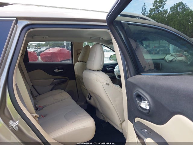 45628891 :رقم المزاد ، 1C4PJLCB3KD396107 vin ، 2019 Jeep Cherokee Latitude Fwd مزاد بيع