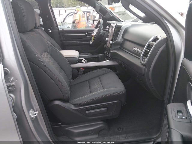 2025 Ram 1500 Big Horn  4x4 5'7 Box მანქანა იყიდება აუქციონზე, vin: 1C6RRFFGXSN508462, აუქციონის ნომერი: 45628947