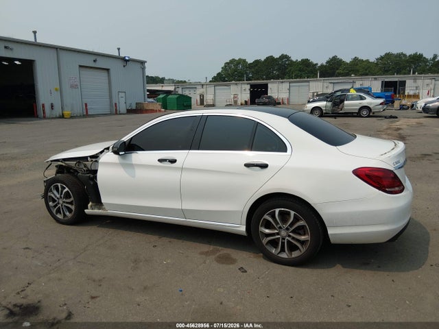 2016 Mercedes-benz C 300 4matic მანქანა იყიდება აუქციონზე, vin: 55SWF4KB2GU100691, აუქციონის ნომერი: 45628956