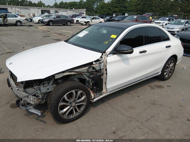 2016 Mercedes-benz C 300 4matic მანქანა იყიდება აუქციონზე, vin: 55SWF4KB2GU100691, აუქციონის ნომერი: 45628956
