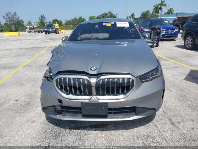 2026 Bmw 530i Xdrive მანქანა იყიდება აუქციონზე, vin: WBA53FJ02TCV74372, აუქციონის ნომერი: 45628967