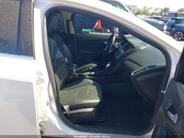 Ford Focus Titanium 2015 1FADP3N24FL221378 Image 5