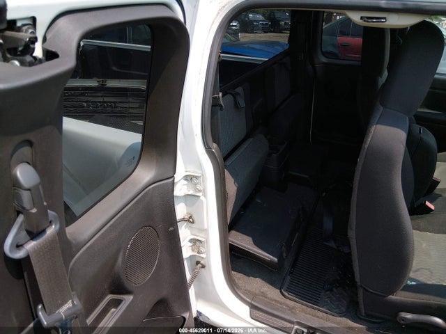 45629011 :رقم المزاد ، 1GTE5LF95B8106947 vin ، 2011 Gmc Canyon Work Truck مزاد بيع