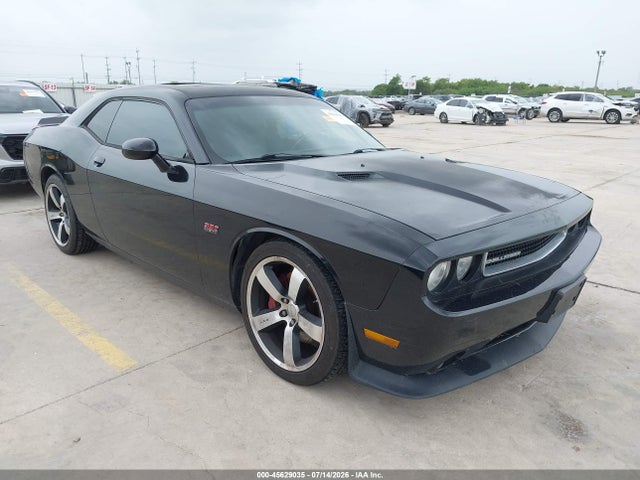 45629035 :رقم المزاد ، 2C3CDYCJ7DH528242 vin ، 2013 Dodge Challenger Srt8 مزاد بيع
