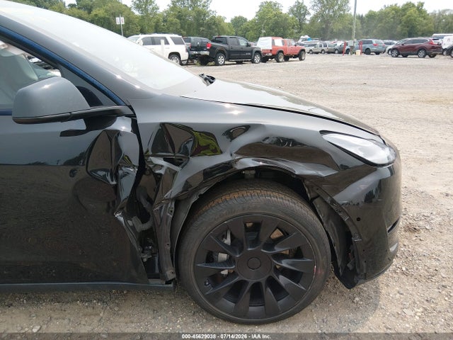 5YJYGAEE1MF183733 Tesla Model Y Long Range Dual Motor All-wheel Drive