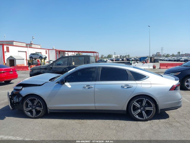1HGCY2F51SA051011 Honda Accord Hybrid Sport