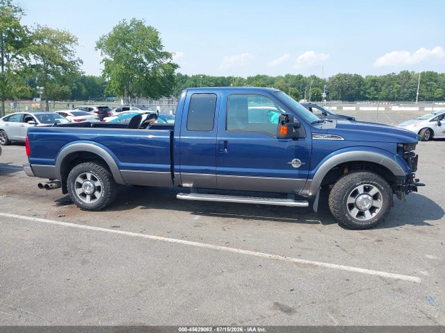 2011 Ford Super Duty F-250 Srw Lariat მანქანა იყიდება აუქციონზე, vin: 1FT7X2AT7BEA45201, აუქციონის ნომერი: 45629062