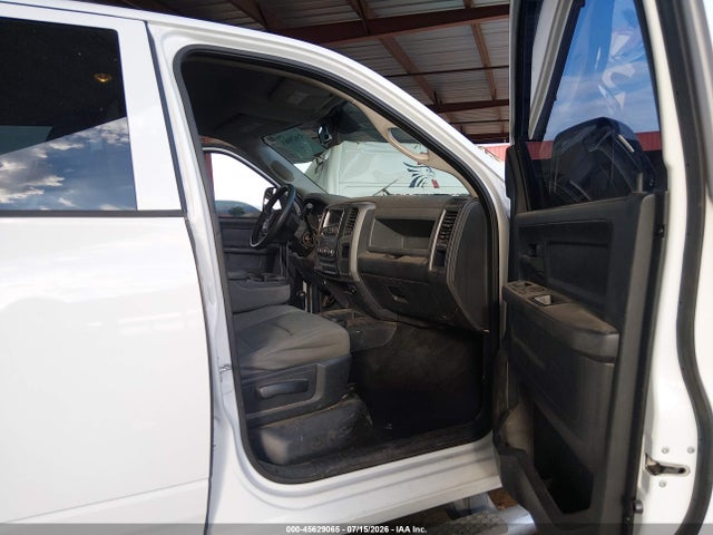 Продажа на аукционе авто 2013 Ram 3500 Tradesman, vin: 3C63RRGL8DG611152, номер лота: 45629065