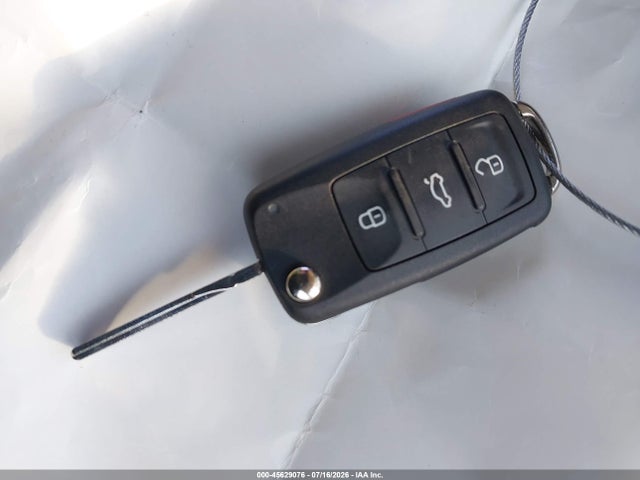 45629076 :رقم المزاد ، 1VWAA7A31JC008916 vin ، 2018 Volkswagen Passat 2.0t R-line/2.0t S مزاد بيع