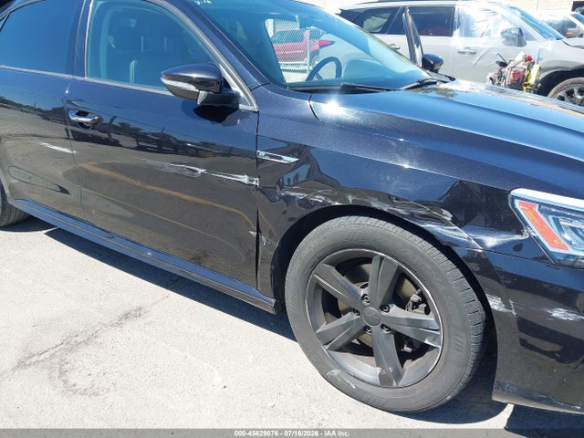 1VWAA7A31JC008916 Volkswagen Passat 2.0t R-line/2.0t S