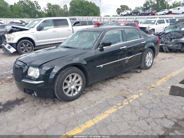 45629137 :رقم المزاد ، 2C3CA6CT3AH114840 vin ، 2010 Chrysler 300c Hemi مزاد بيع
