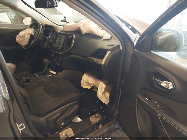 2015 Jeep Cherokee Latitude მანქანა იყიდება აუქციონზე, vin: 1C4PJMCS0FW550983, აუქციონის ნომერი: 45629138